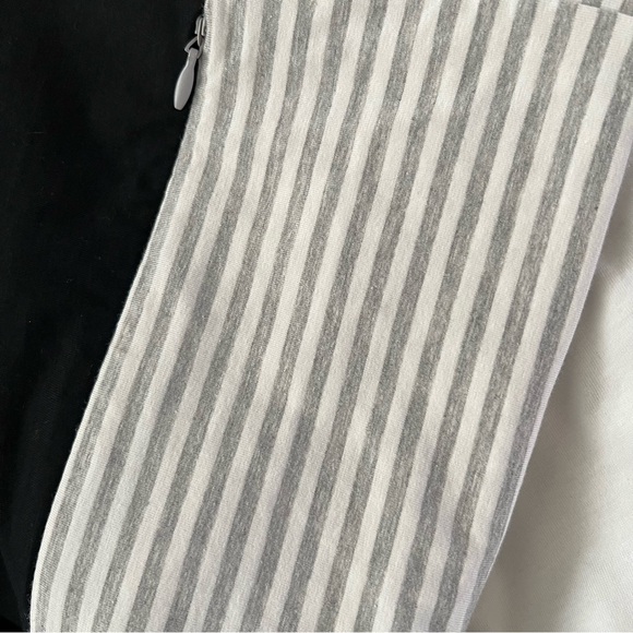NWOT Black & White Striped Color Block Women's Maternity Nursing Top Sz XS - Picture 5 of 10